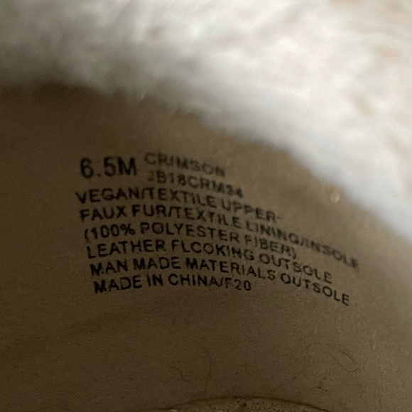 JBU clogs worn only a few times, too big. Lined, very soft and warm. Origi box. - Picture 5 of 6